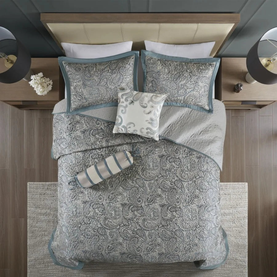 5 Piece Jacquard Bedspread Set with Throw Pillows