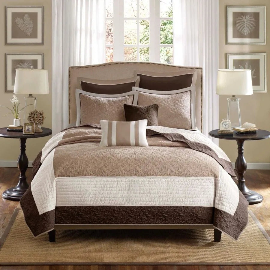 7 Piece Quilt Set with Euro Shams and Throw Pillows