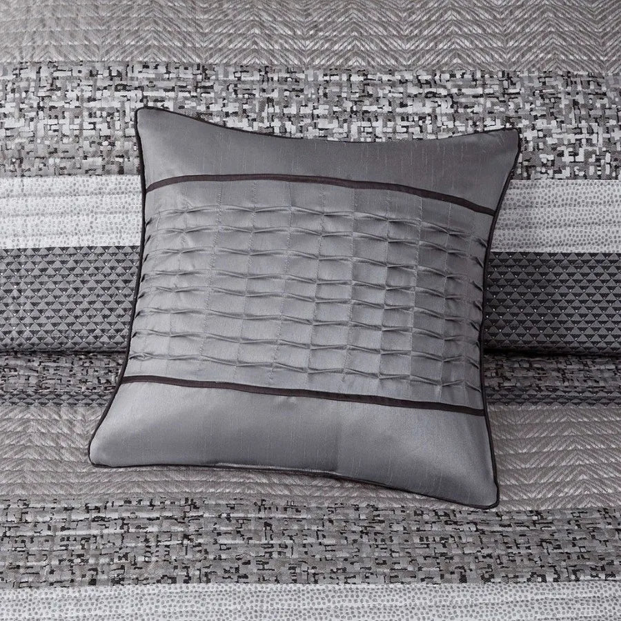 6 Piece Reversible Quilt Set with Throw Pillows Cal King