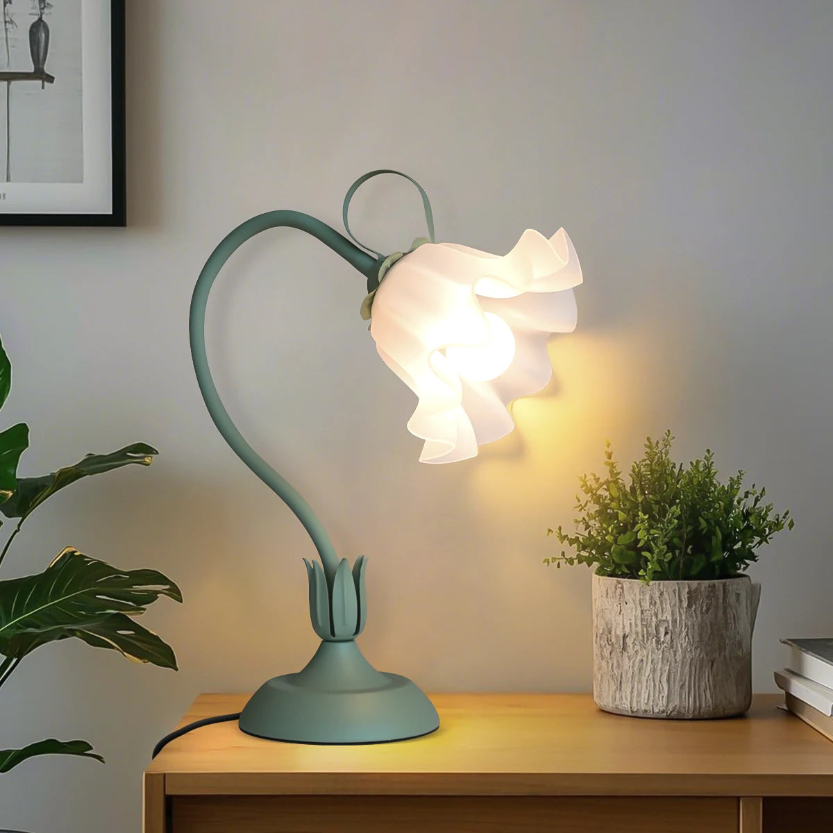 Vintage bedside lamp, flower lamp, (color: green)E26LED lighting