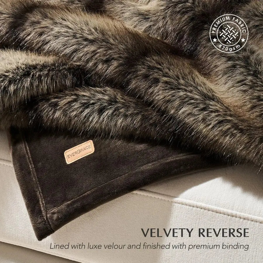 Luxury Faux Fur Throw Blanket, Soft Fluffy Faux Mink Blankets