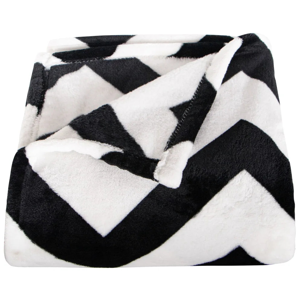 Flannel Throw Blanket, Black and White Pattern