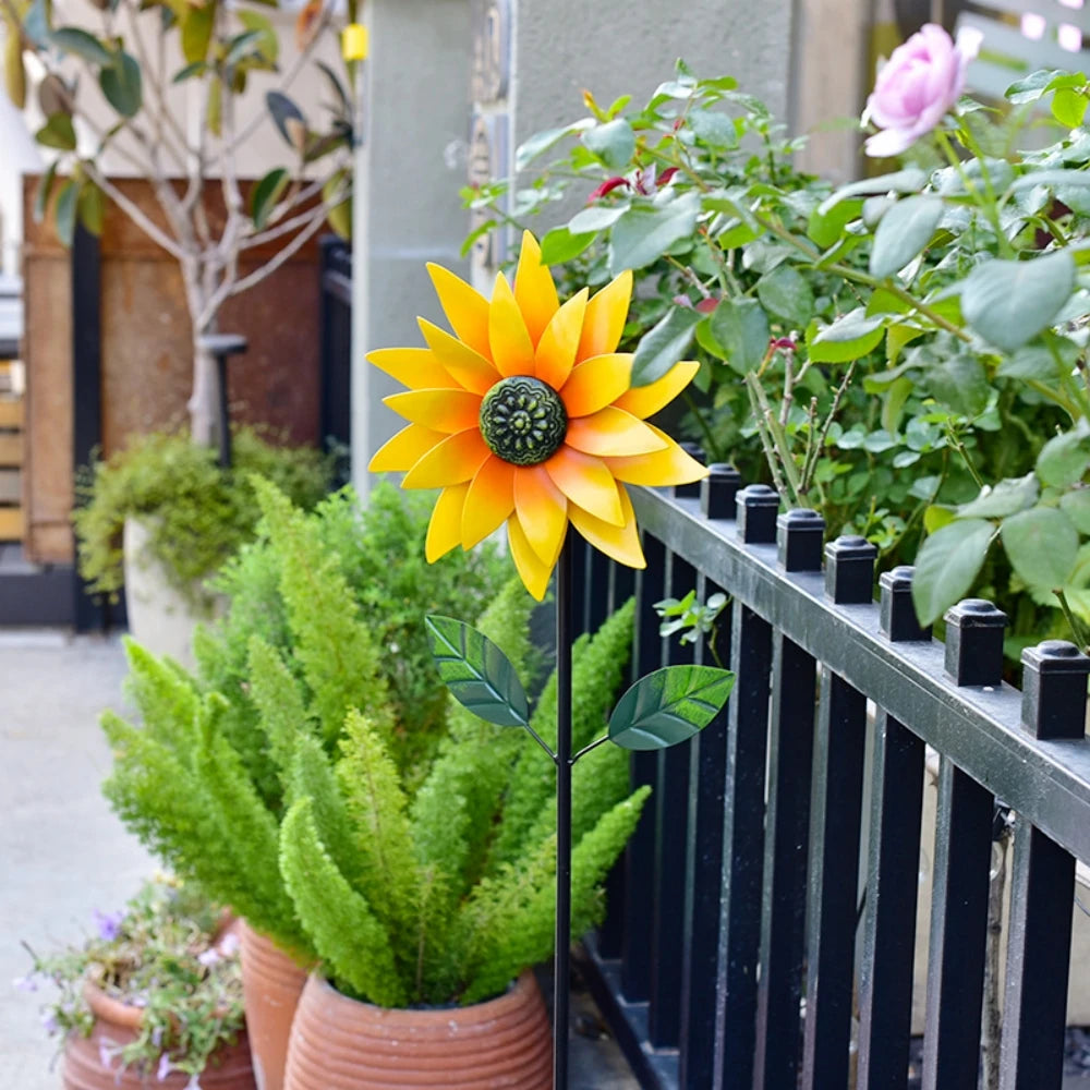 Outdoor Sunflower Wind Spinner Metal Windmill Wind Sculpture
