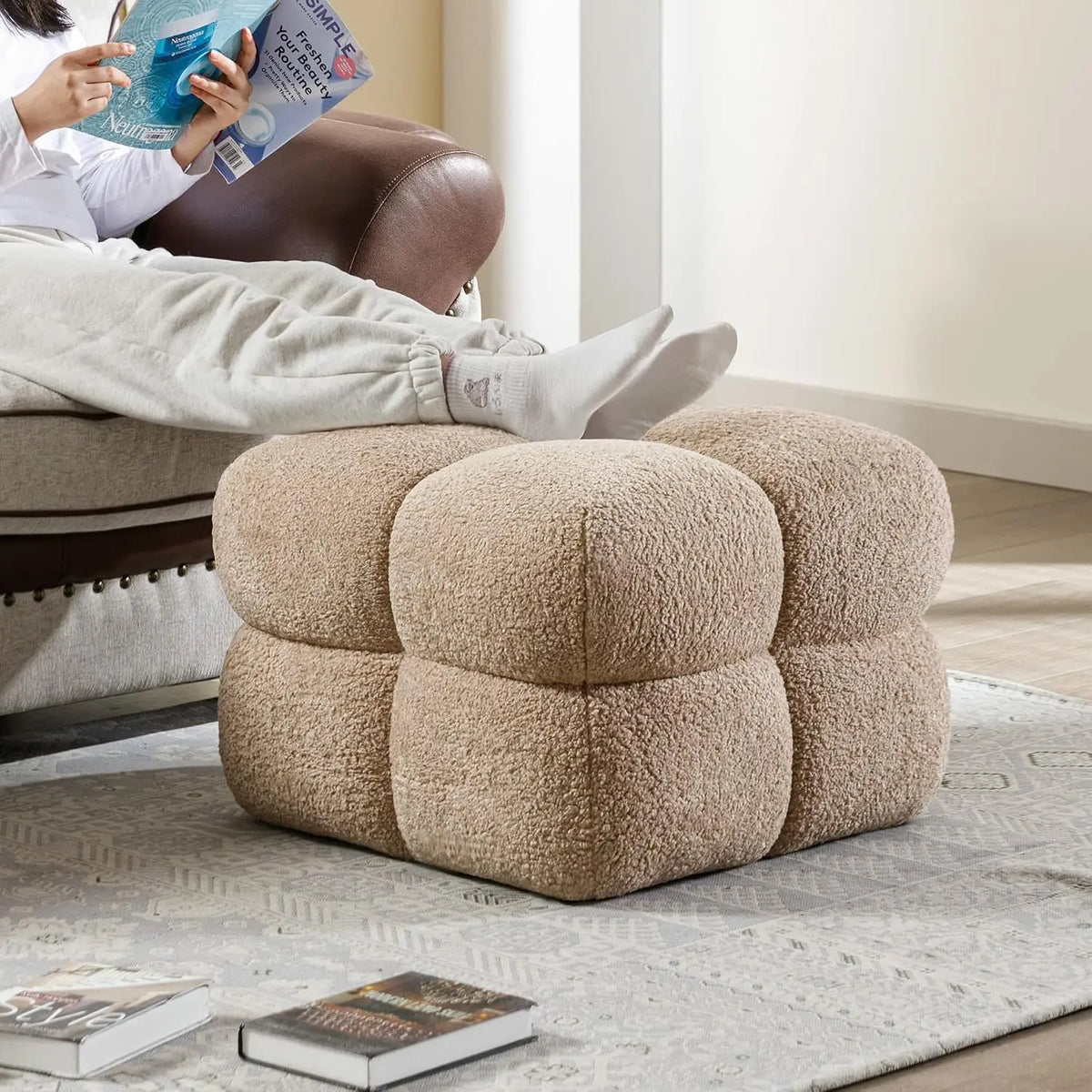 Fuzzy Ottoman Square Sherpa Pouf Tufted Boucle Fabric