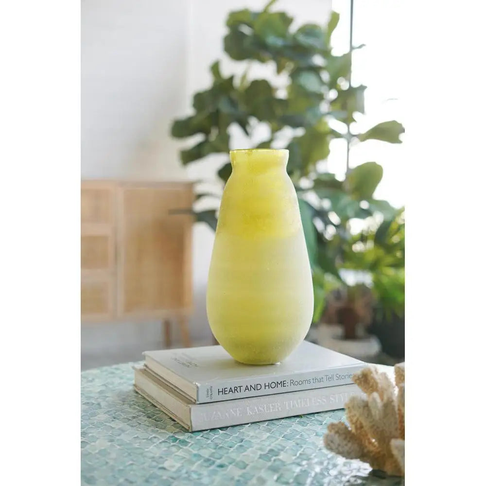 D6.5x12.5" Glass Flower Vase Green