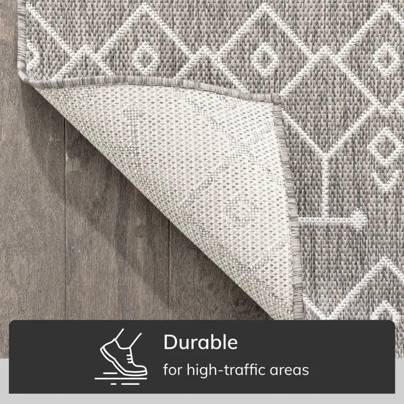 Indoor/Outdoor Area Rug 2'3" x 3'11" Nors Light Grey Nordic Lattice