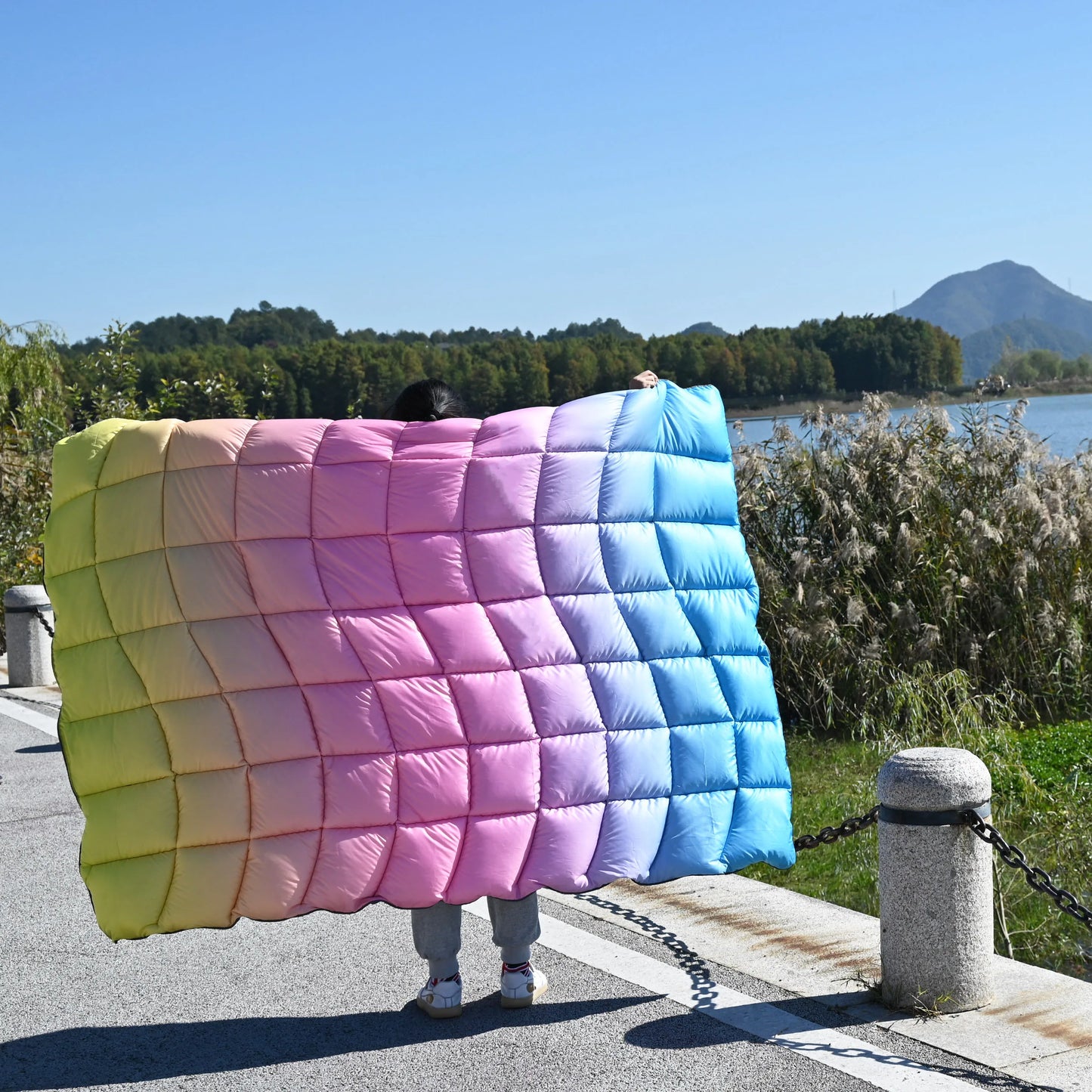 Waterproof Camping Blanket, Puffy Blanket Down Alternative Blanket