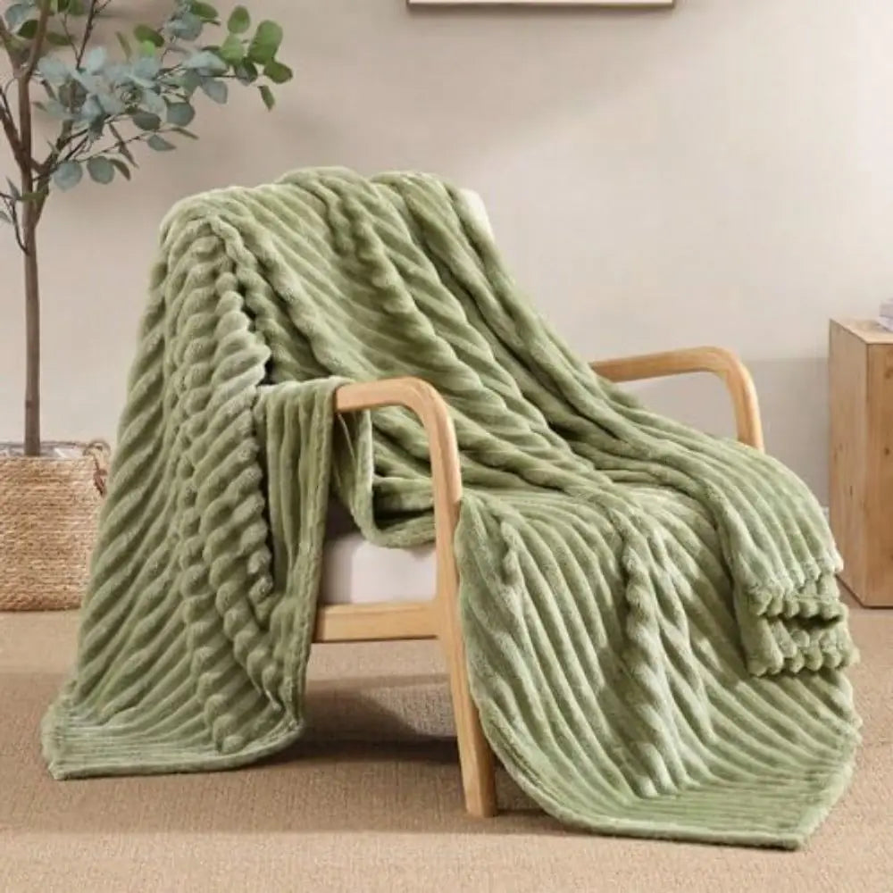 Throw Blanket For Couch Bed Sofa 280GSM Super Soft Lightweight