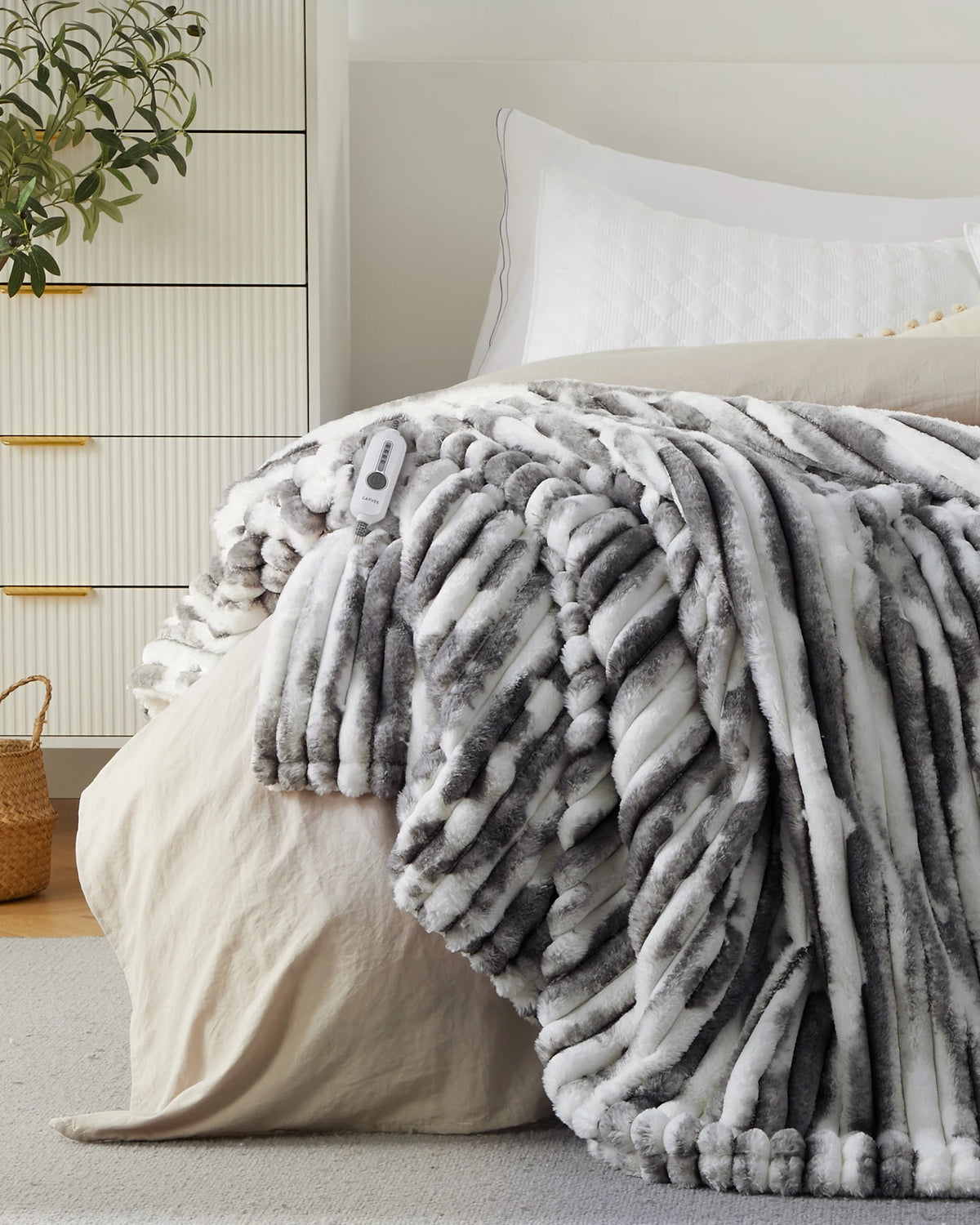 Heated Throw Blanket Faux Rabbit Fur Electric Blanket Throw 50"×60"