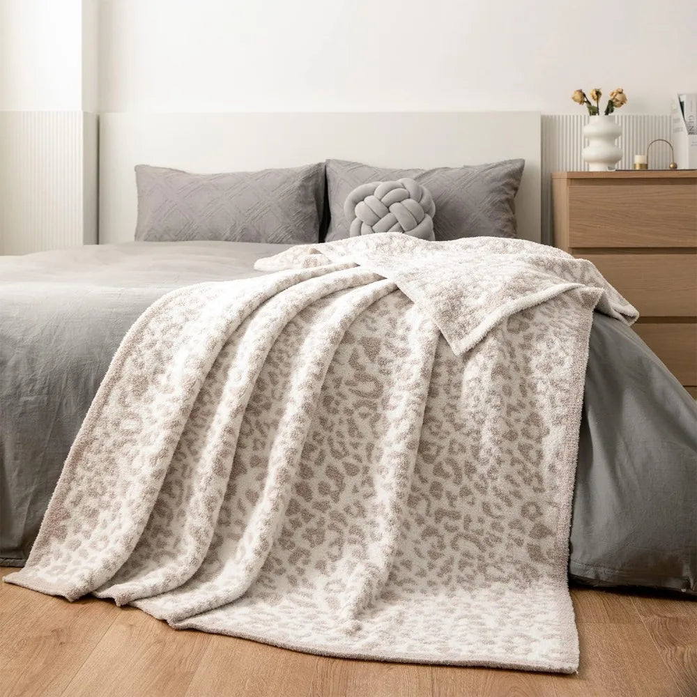 Large  Plush Leopard Blanket (71x78 inches, Khaki) Warm Reversible Cheetah