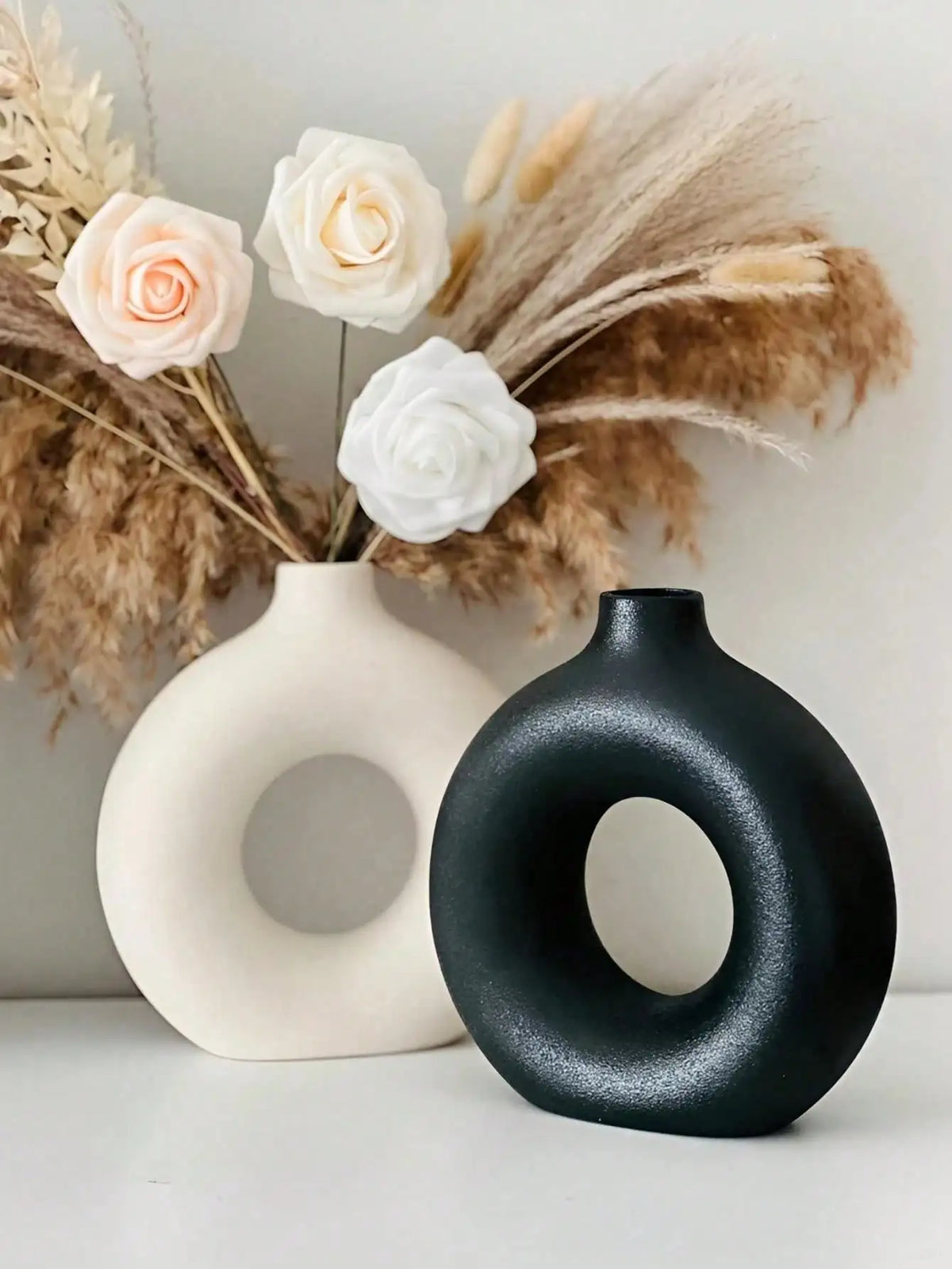 1pc Black Plastic Circular Flower Vase