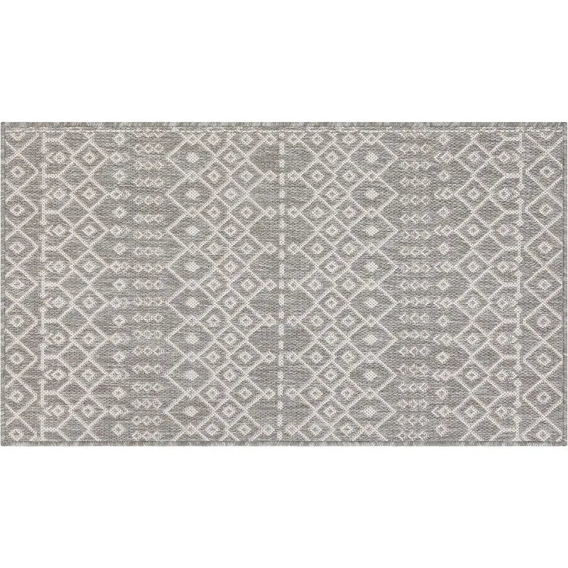 Indoor/Outdoor Area Rug 2'3" x 3'11" Nors Light Grey Nordic Lattice