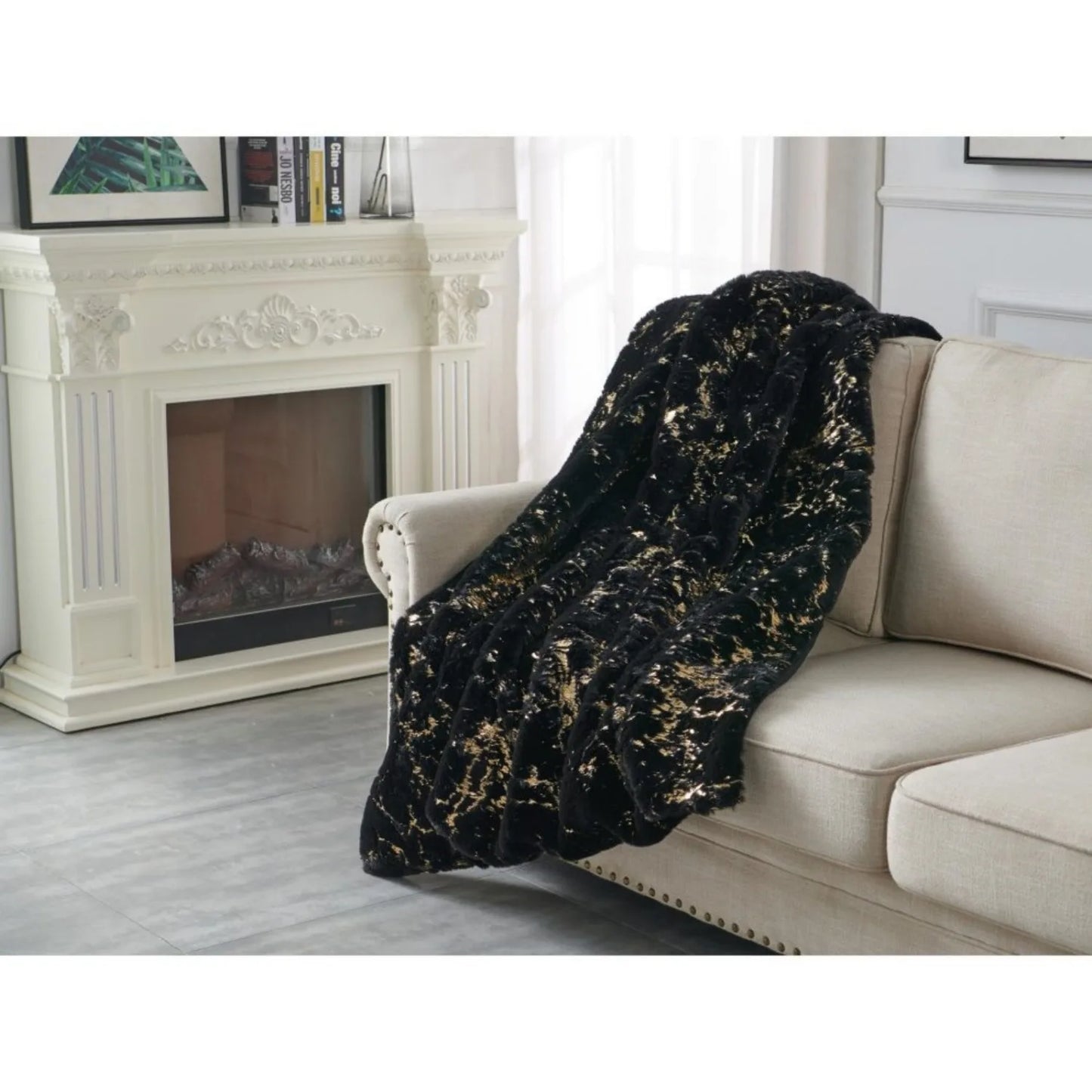 Gilded Black Chinchilla Faux Fur Throw Blanket - 60" x 80"