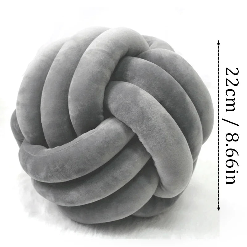 Knot Ball Round Throw Pillows